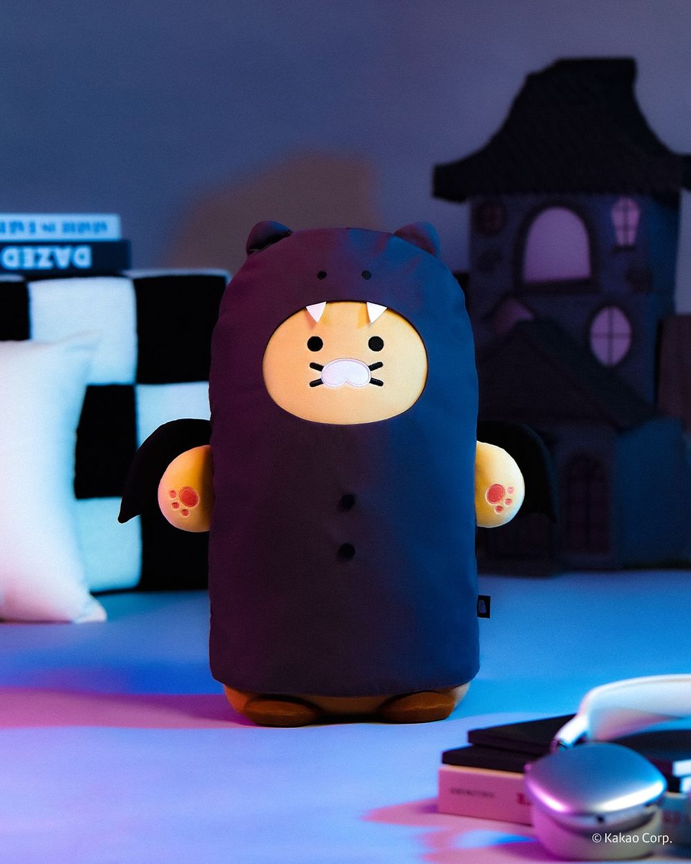 Kakao Friends鬼月限定「恐怖貓咪」系列開賣！「夜光骷髏春植吊飾、吸血鬼春植抱枕」全都太想要！-5