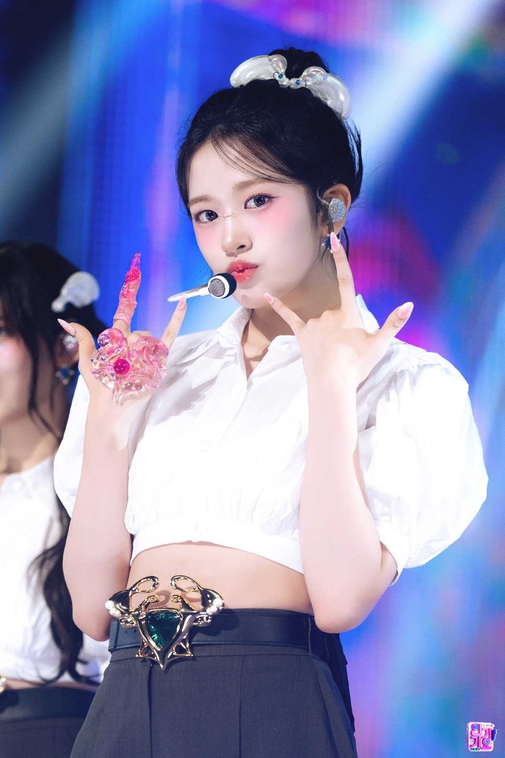 網熱議6位舞台掌握力最強的KPOP女偶像！Karina氣場全開，禮志、安俞真存在感超強！-10