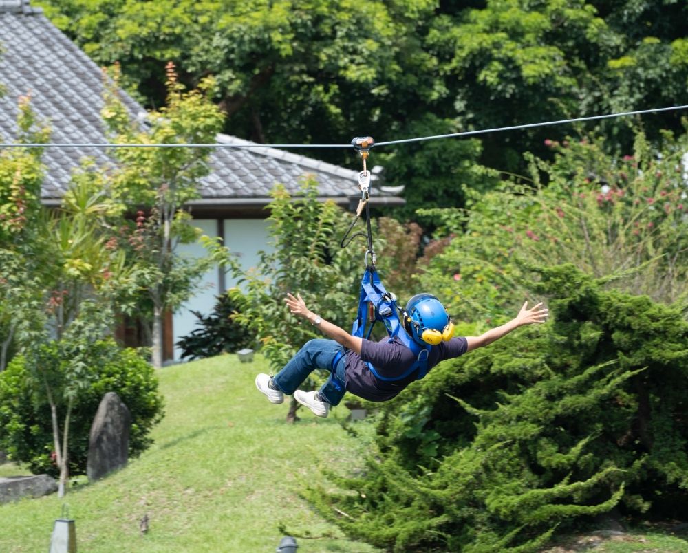 2025宜蘭住宿推薦！綠舞國際飯店爆美日式庭園太好拍，住房還能免費穿浴衣、餵水豚、玩高空滑索！-4