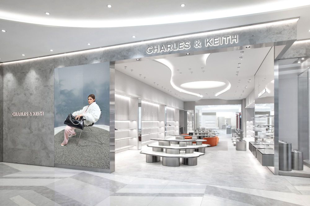 CHARLES & KEITH下半7大必買新包公開！韓韶禧同款「托特包、後揹包」都上架了！-17