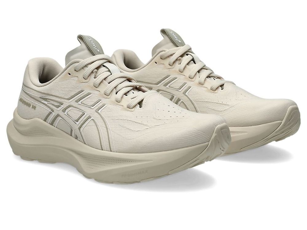 穿搭界新寵！六雙「ASICS必買球鞋」推薦！KAYANO 14韓妞都在穿，這雙是巴黎世家平替？！-3