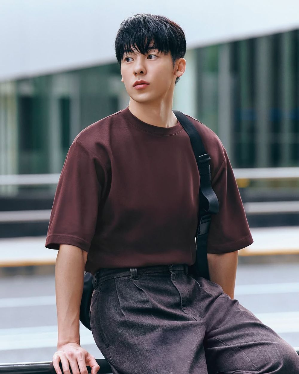 UNIQLO太會挑了！把「男友理想型」許光漢、鄭容和都找來了！平價也能穿出高級感！-4