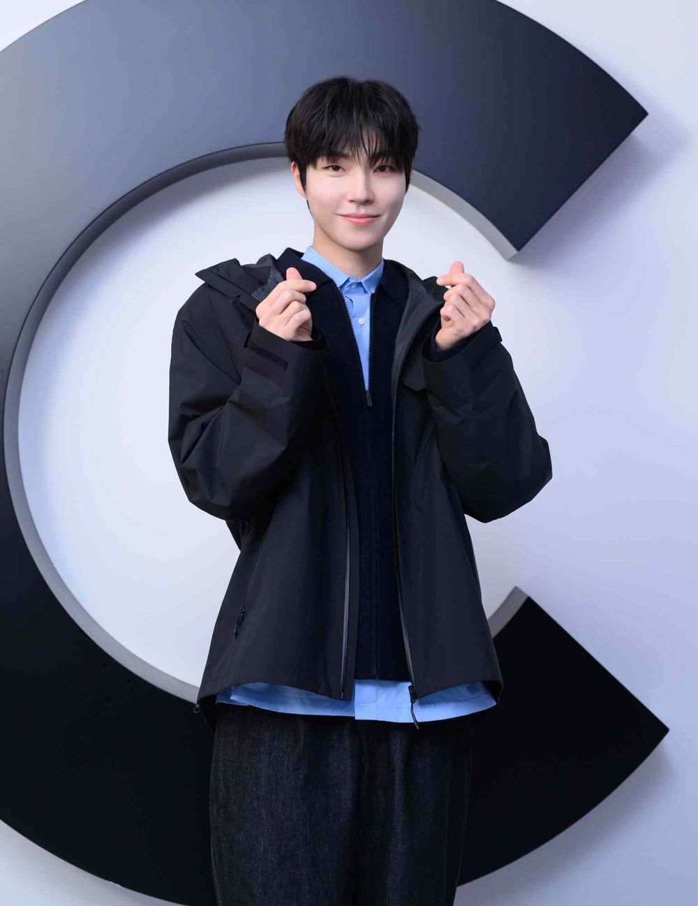 UNIQLO太會挑了！把「男友理想型」許光漢、鄭容和都找來了！平價也能穿出高級感！-7