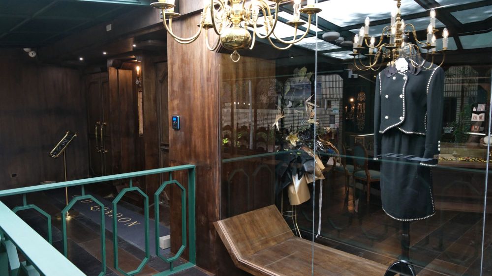 不用飛日本逛了！復古精品選品店「老倫敦」台北開實體店！香奈兒、愛馬仕經典包通通有！-3