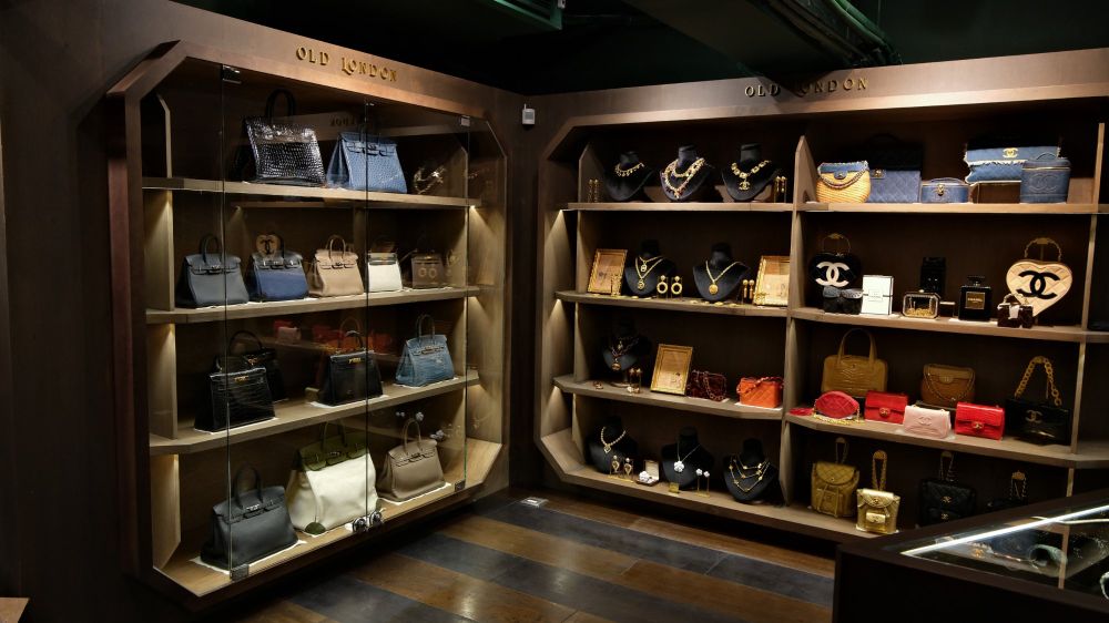 不用飛日本逛了！復古精品選品店「老倫敦」台北開實體店！香奈兒、愛馬仕經典包通通有！-4