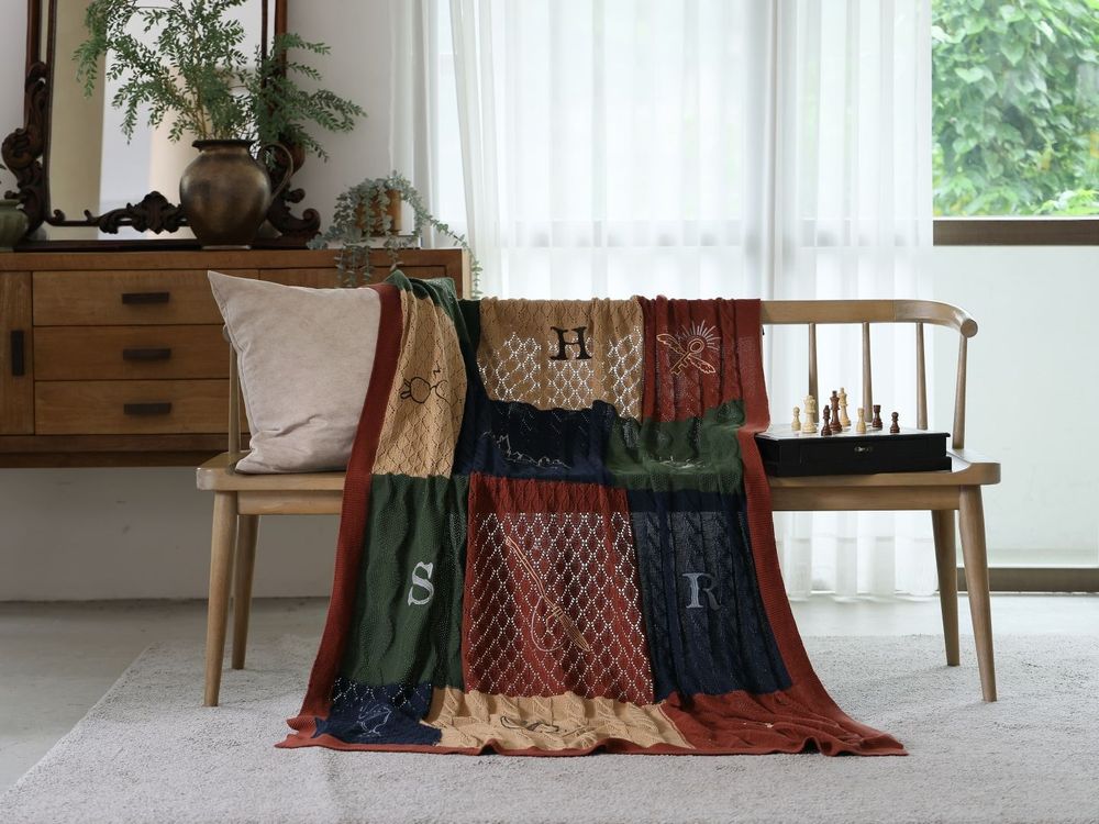 麻瓜手刀開買！哈利波特聯名「分類帽面紙套、入學通知信地毯」美炸天，台灣就買得到！-11