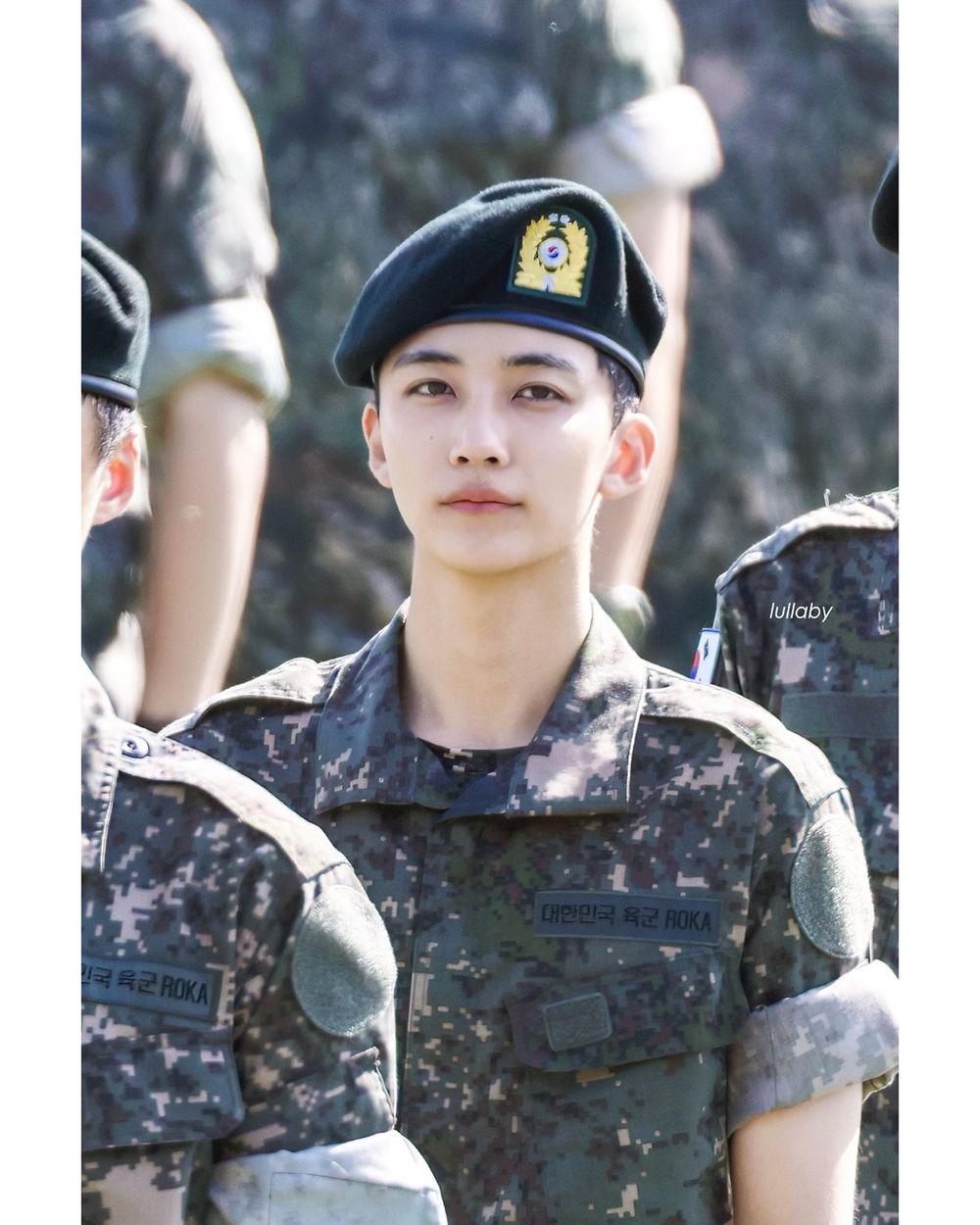 韓網票選最讓人想念的軍白期男偶像TOP7！在玹、淨漢帥氣軍照掀熱議，「臉蛋天才」車銀優僅居第二！-11