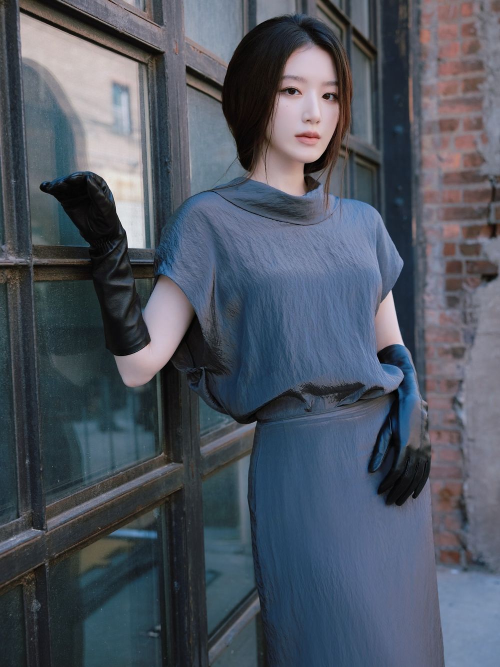 仙女真的存在！舒華第一次參加時裝週！COS紐約大秀「高級清冷風」美到像是畫裡走出來的！-5