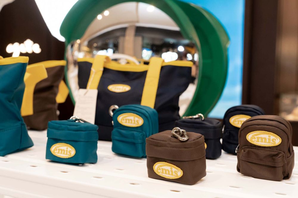 不用飛韓國就買到！emis寵物專門店登台！毛孩「親子裝、帽子」可愛爆炸、鏟屎官快衝啦！-5