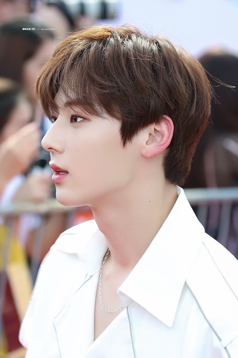 韓網熱議「側臉天花板」KPOP男偶像TOP6！防彈V、珉奎線條完美，車銀優獲封零死角男神！-5