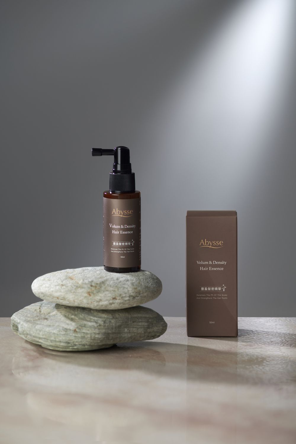 貴婦愛用十年抗老精華液！Abysse「黃金藻青春煥膚晶露」第三代升級，加入新配方積雪草外泌體，首款豐盈髮噴霧同步上市！-6