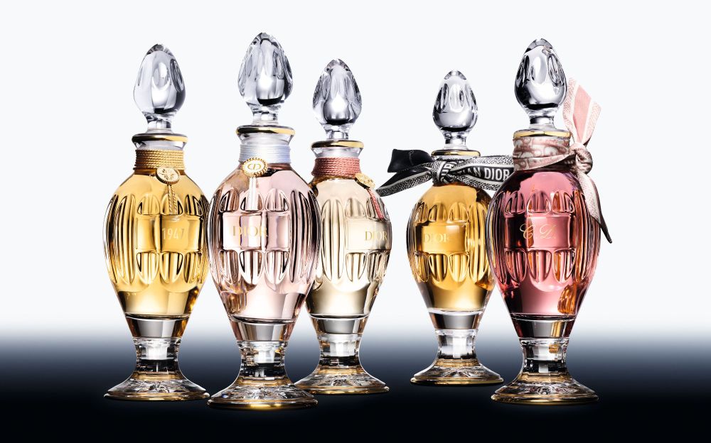 陳庭妮、柯震東站台DIOR台北101美妝旗艦店！護膚沙龍奢華升級、傳奇「細頸香水瓶」獨家現身，還能訂製刻印！-11