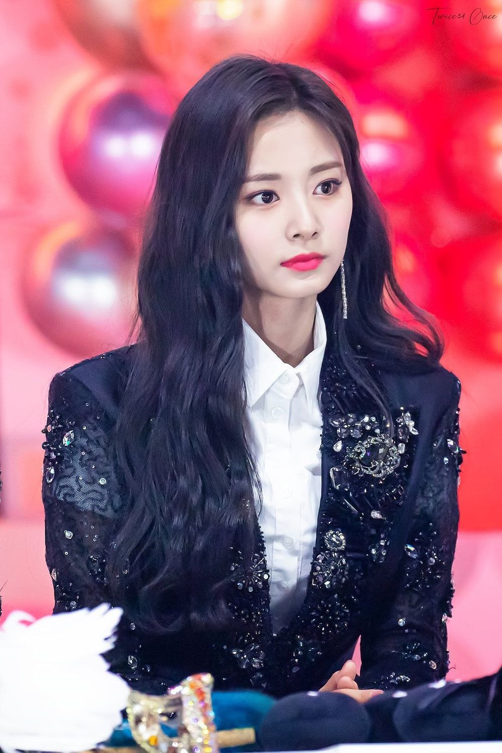 韓網公認6位「真人比鏡頭更美」的KPOP女偶像！Jisoo仙氣爆棚，Karina、張員瑛神顏震撼全網！-13