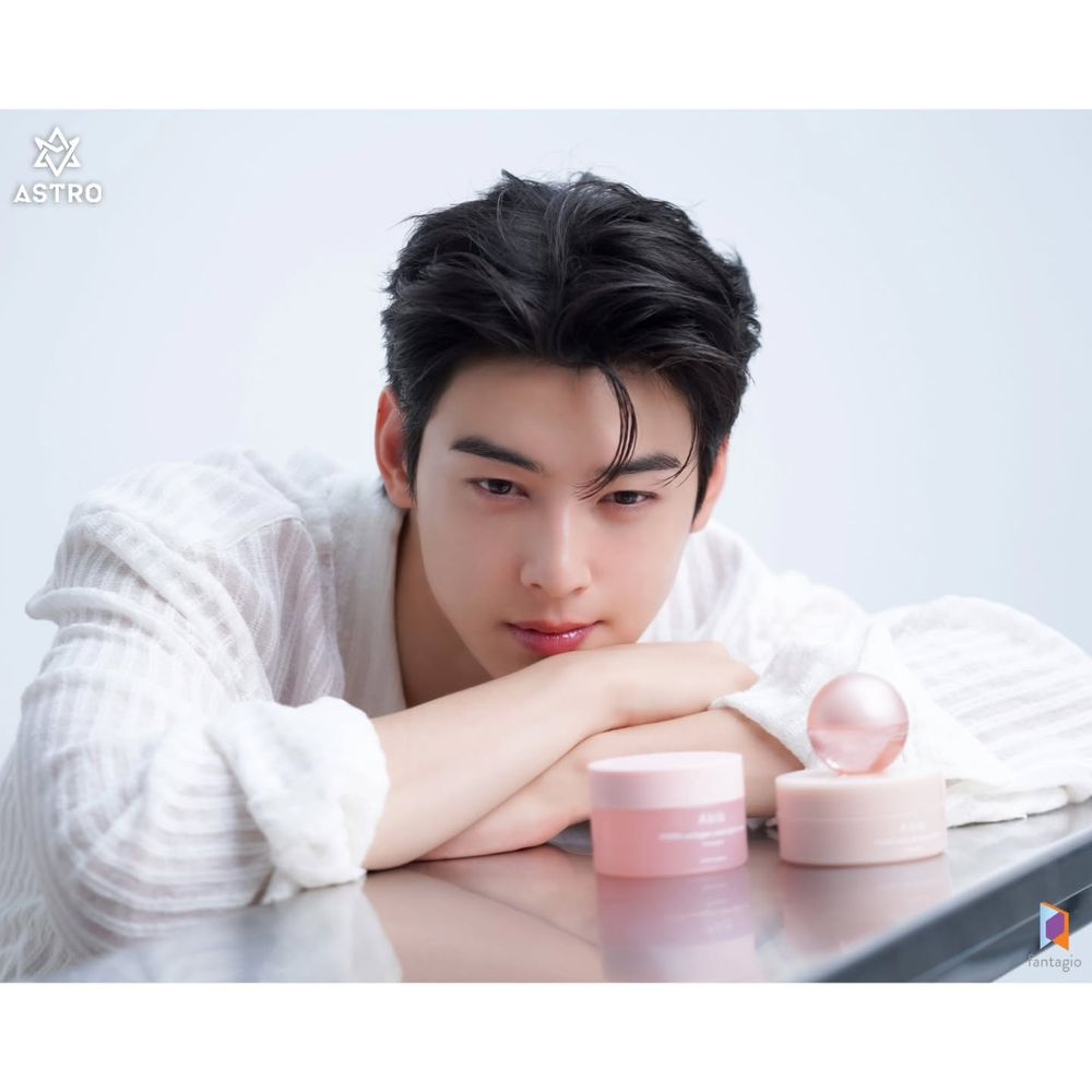 入伍後還接新代言！車銀優上任Abib全球品牌大使，擦唇膜帥到心臟爆擊、粉絲超想變成「嫩唇小圓球」！-3