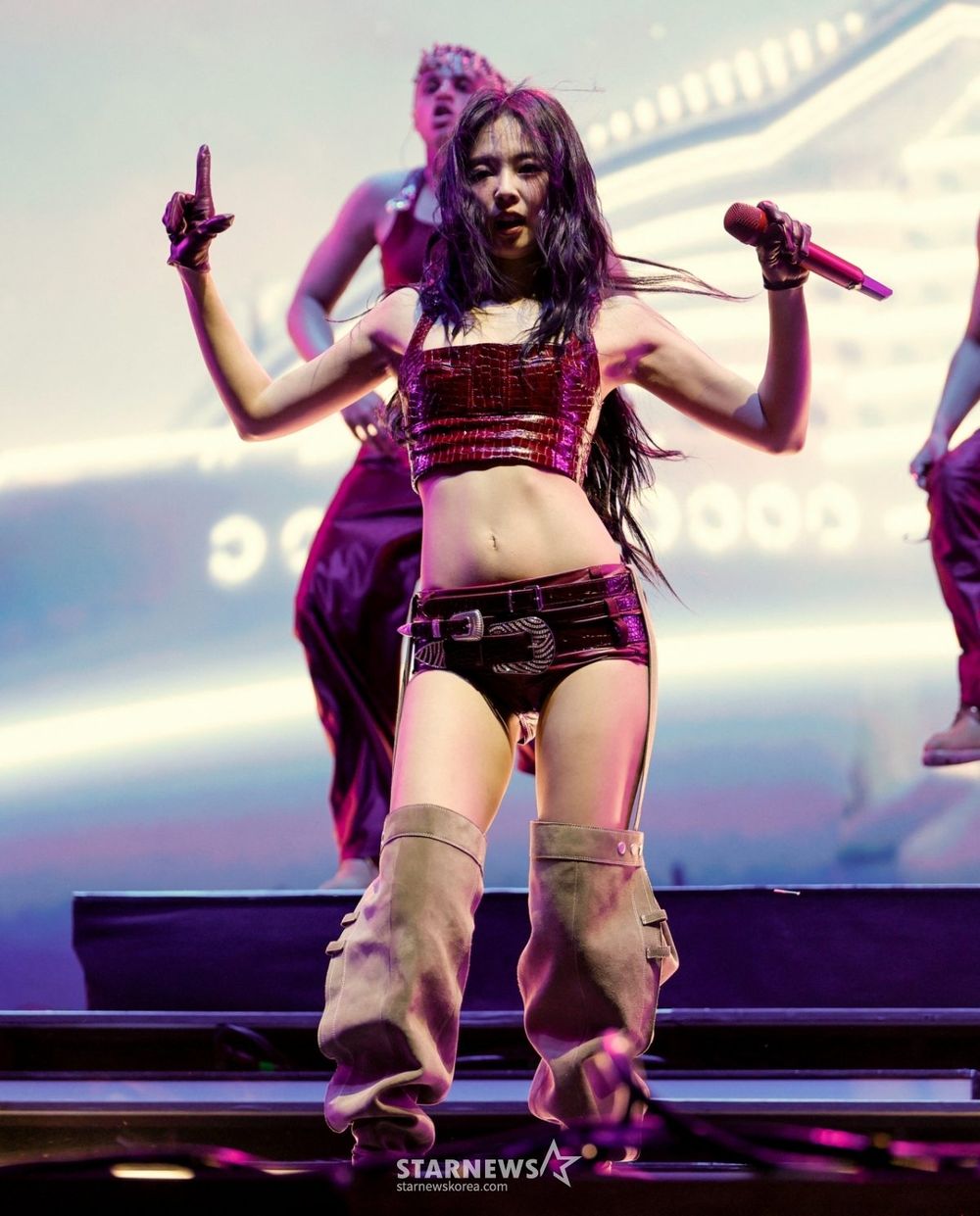 韓網公認最強6大「唱跳全能」KPOP女偶像！安俞真被讚現場超穩，志效、Jennie氣場全開！-10