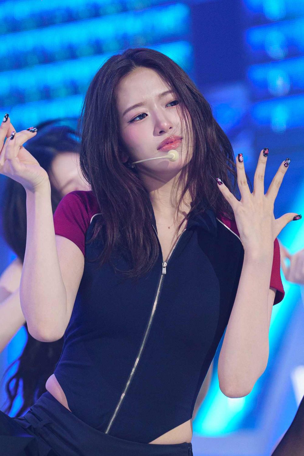 韓網公認最強6大「唱跳全能」KPOP女偶像！安俞真被讚現場超穩，志效、Jennie氣場全開！-13