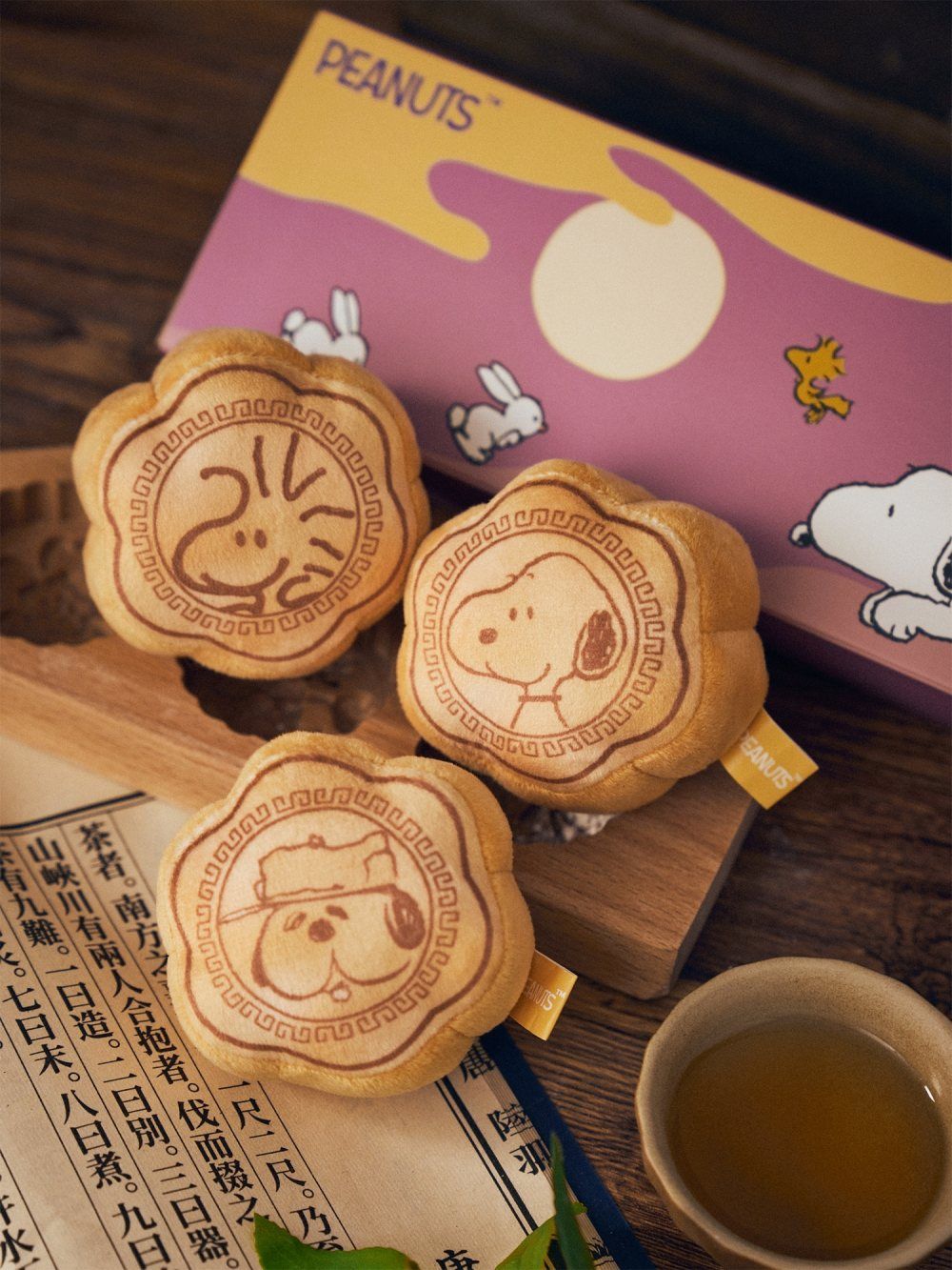 史上最可愛月餅誕生！2025中秋節限定「史努比&歐拉夫月餅抱枕、玉兔史努比吊飾」這天軟萌開賣！-14