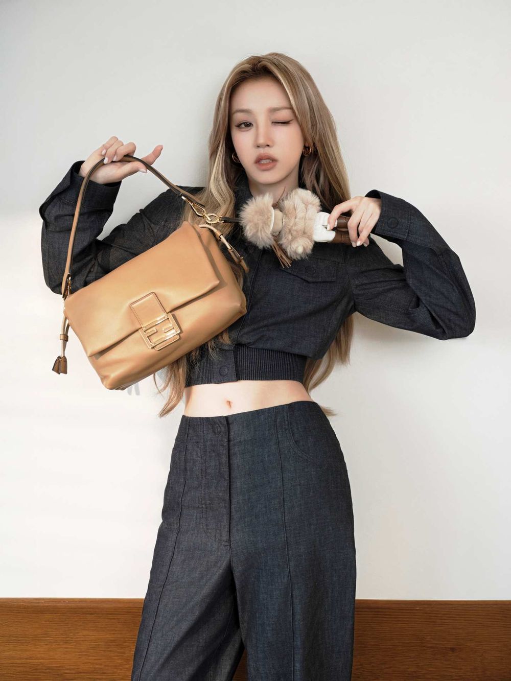 FENDI再發「宋雨琦」來台美照！氣質少女版的雨琦也美炸！全球爆紅BFF吊飾是這款！-1