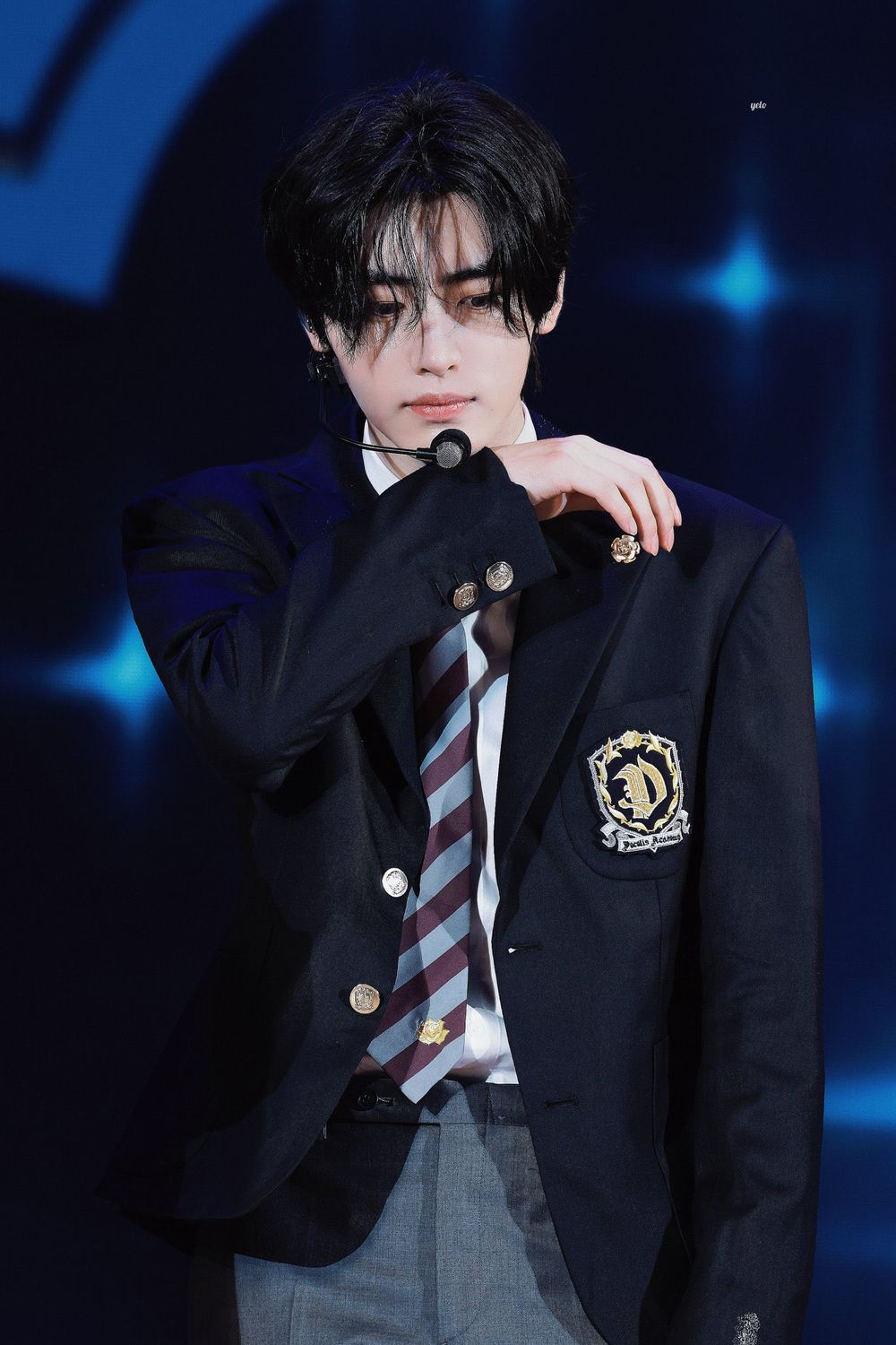 韓網公認6位「校園劇男主角臉」KPOP偶像！Lee Know、秀彬初戀感爆棚，車銀優根本完美學霸學長！-6