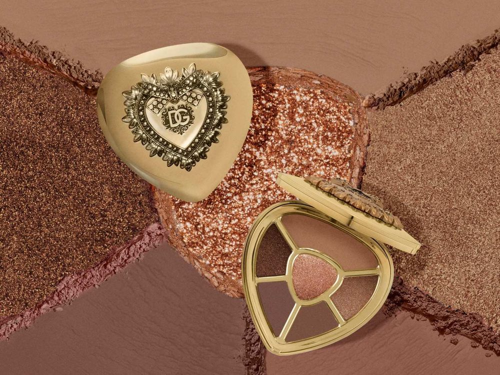 秋冬最夢幻秋冬彩妝降臨！DG美妝「摯愛系列」新品上架，文佳煐最愛梨花香草調新香、提亮遮瑕膏、愛心眼影盤，捧在上就是藝術！-6