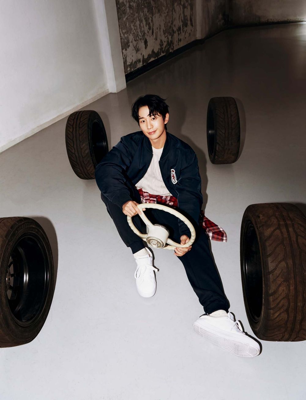 TOMMY還要多誇張！除了JISOO、丁海寅也加入陣容！最強「少年感男神」37歲這狀態超狂！-8