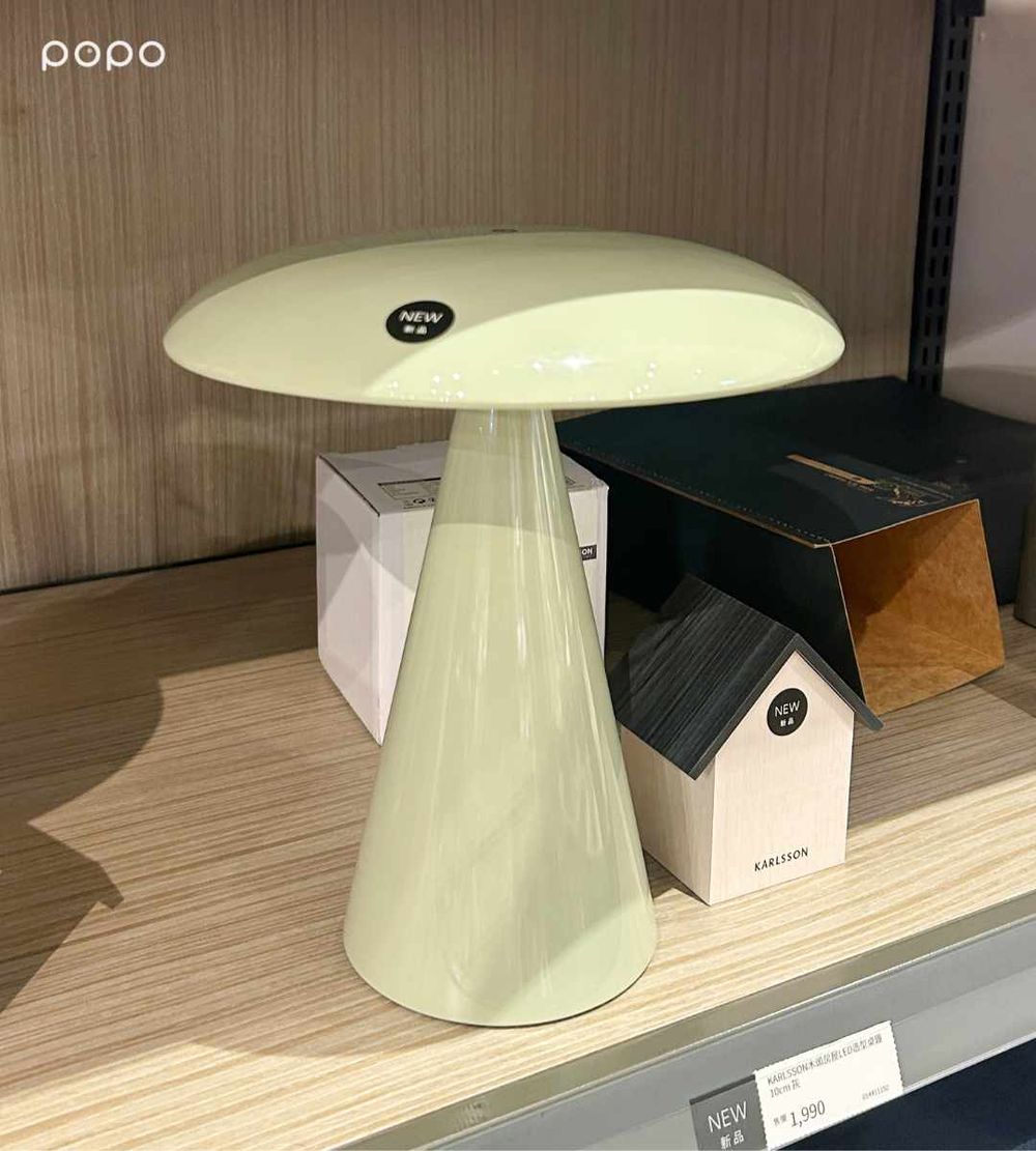 2025秋季HOLA必買7大新品推薦！「霧藍磨石子乳液瓶」美翻天、超療癒「小太陽抱枕」脆友都搶買！-6