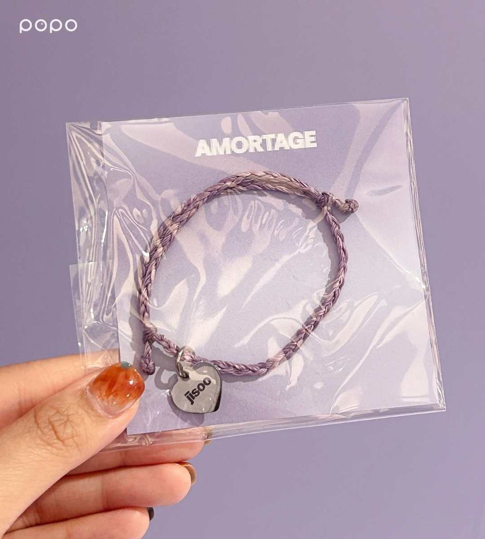 Jisoo AMORTAGE快閃店來台灣了！「限定特典專輯、爆美明信片組」必買周邊價格一次看！-12