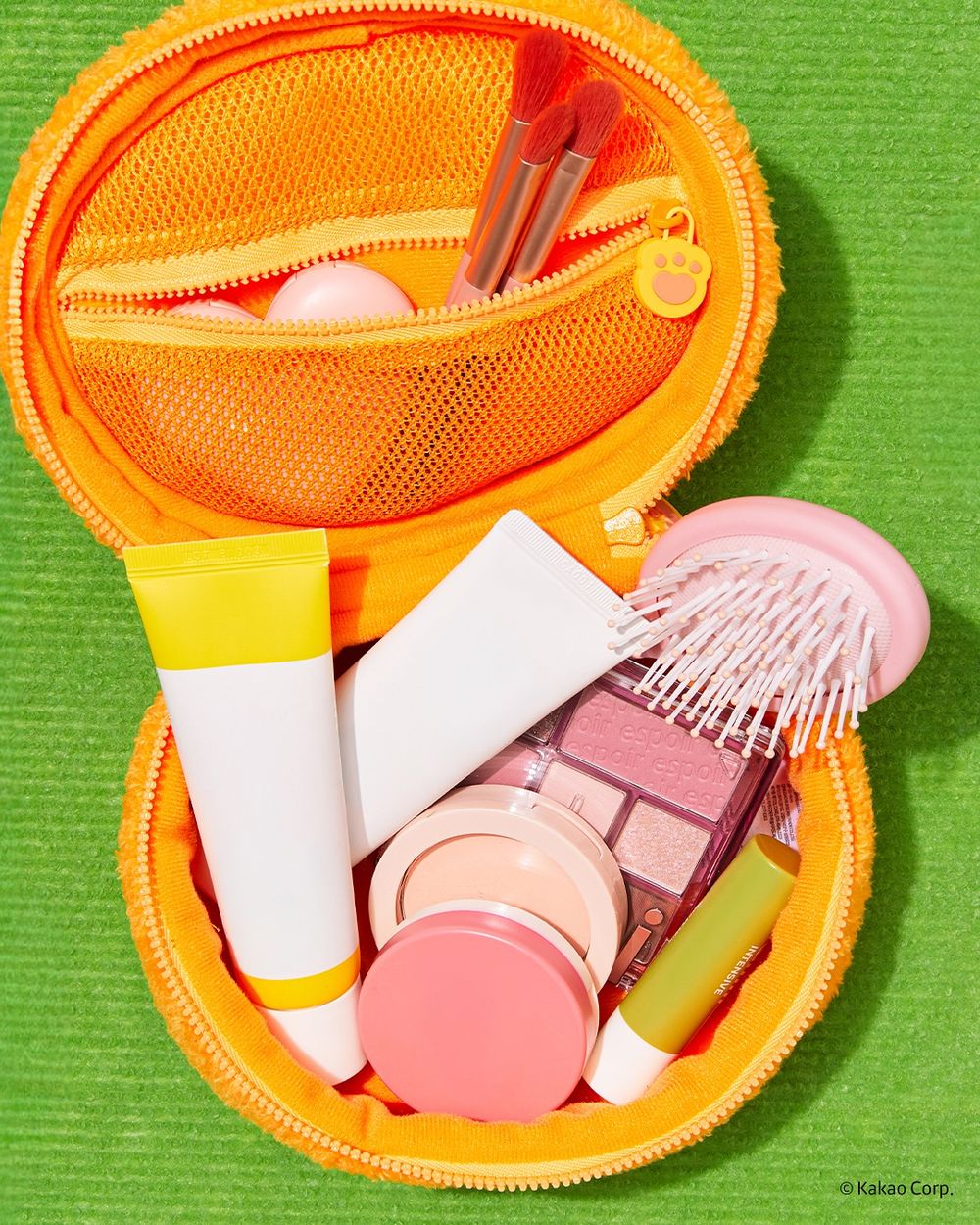 濟州島限定Kakao Friends周邊開賣！超Q「橘子春植化妝包、石頭爺爺春植公仔」全都太欠買！-11