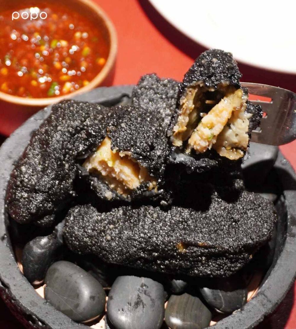 TWICE子瑜最愛「素食生魚片」台灣也吃得到！嵩×黑白大廚林熙元「翅包泡菜炒飯」6道必吃餐點一次看！-8