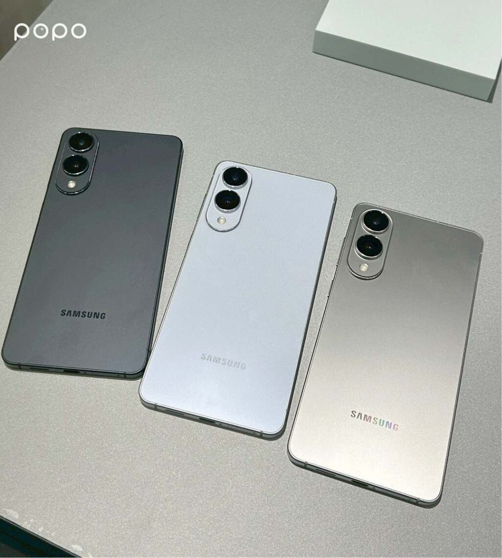 2025韓星愛用同款手機盤點！三星小王子Felix最愛「這台」、ATEEZ潤浩拿iPhone 17 Pro狂曬自拍！-1