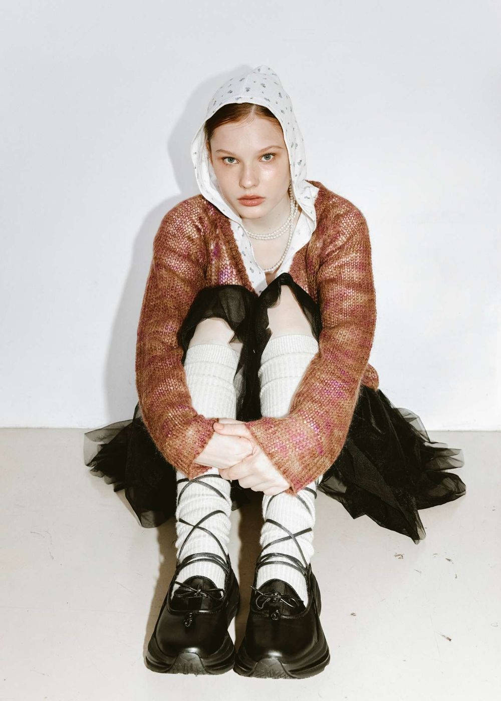 HOKA真的很會！推出超夢幻「芭蕾瑪莉珍鞋」穿上腳一秒被可愛到！這天開賣準備搶！-6