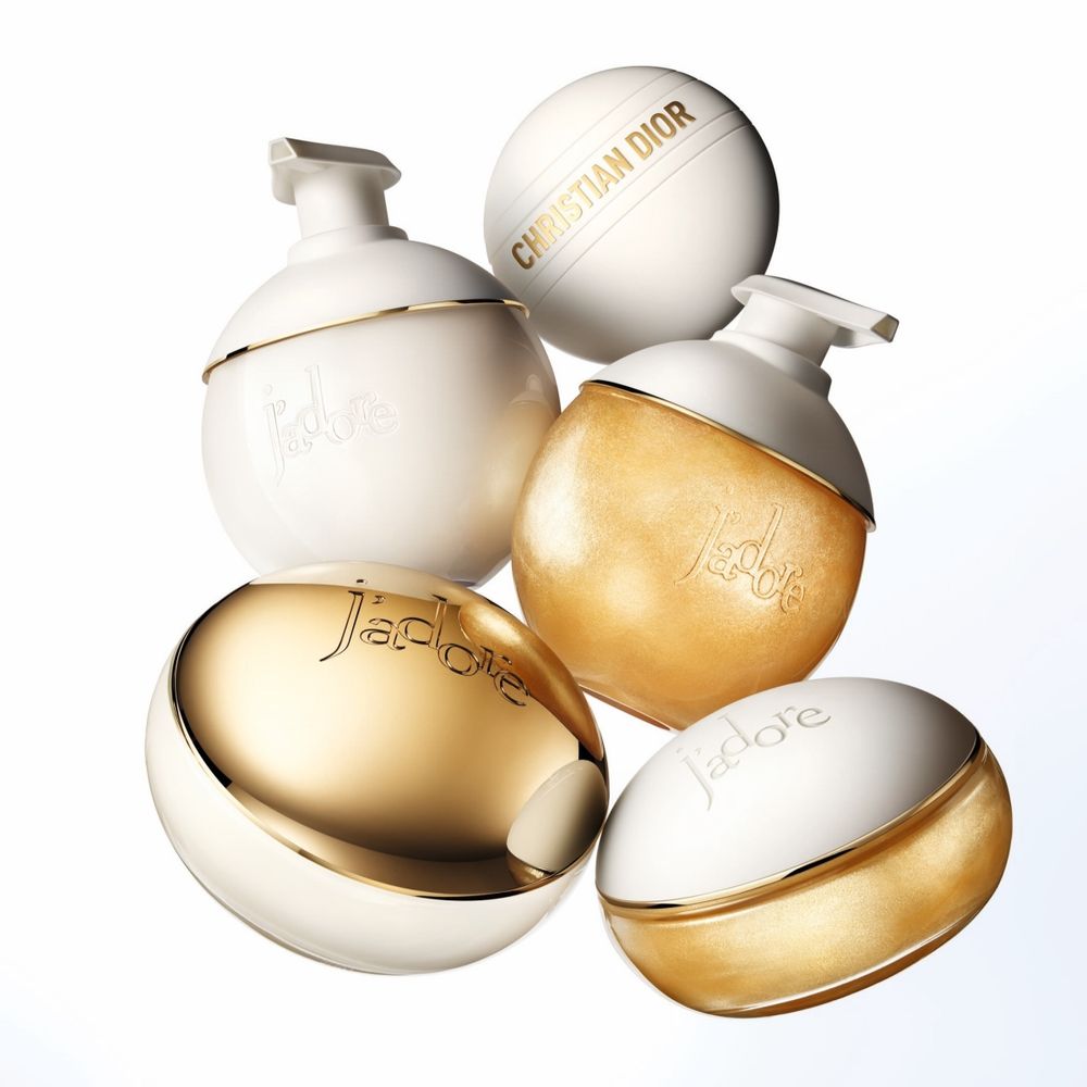 JISOO禮服的最佳配件「J’ADORE無酒精香膏」限量登場！「茉莉蠟」絲滑親膚質地，塗抹鎖骨散發閃耀柔光、馥郁花香！-8