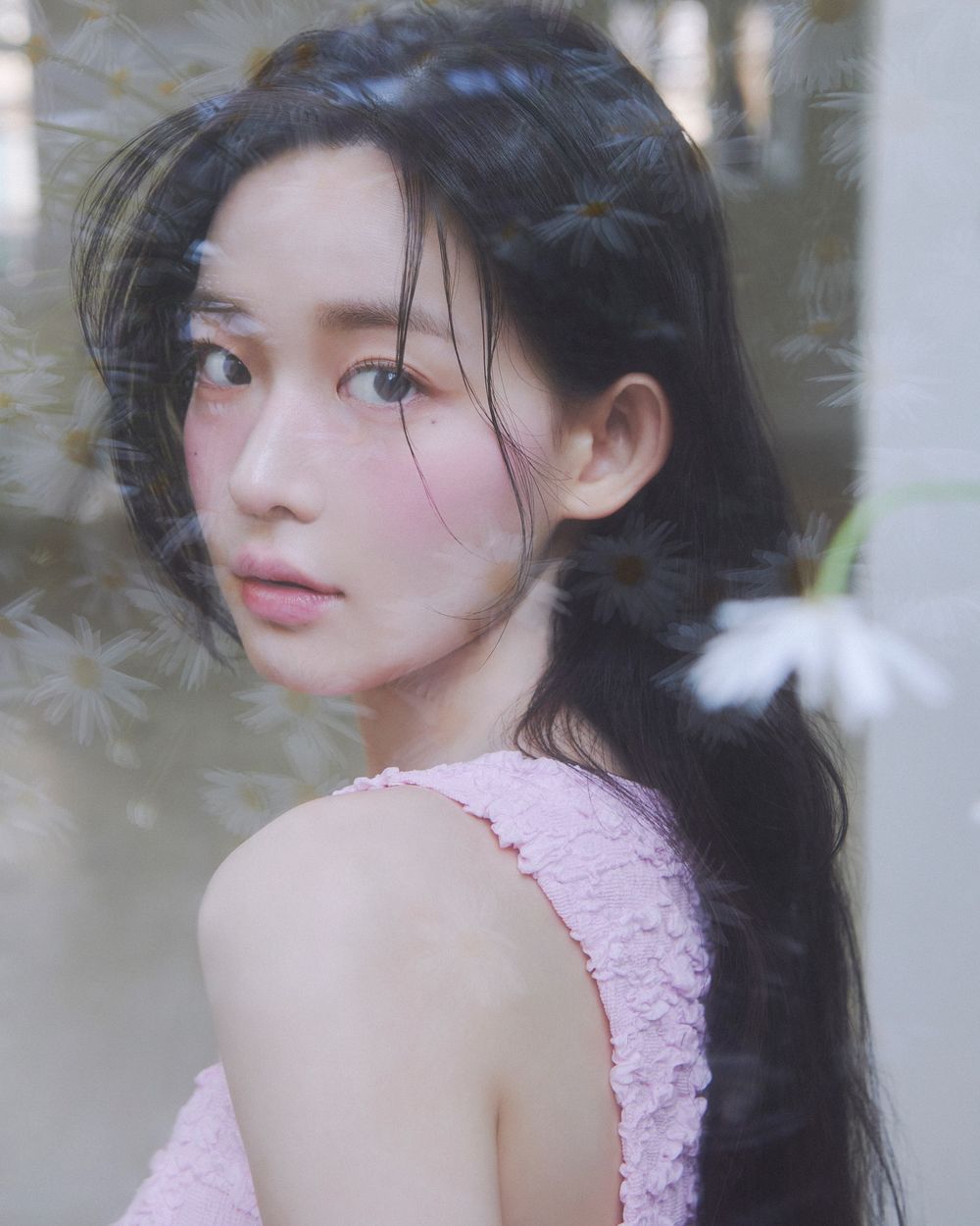 盤點6位擁有「初戀神顏」的新生代韓劇女演員！高允貞、申始雅神顏上榜，崔允智清純美貌逆襲成話題！-4