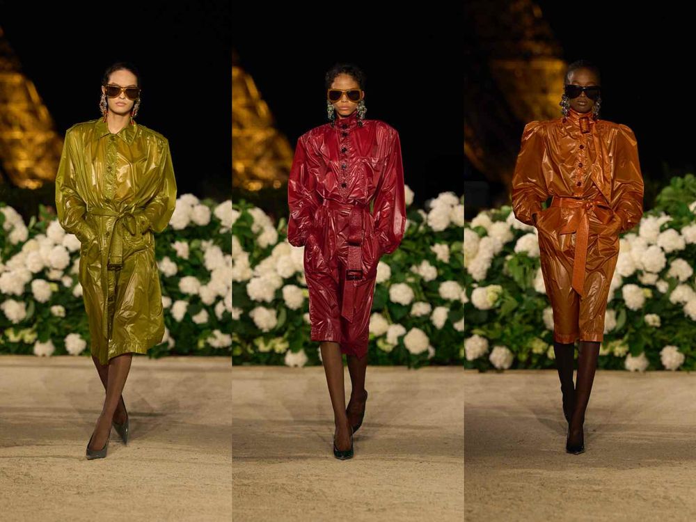 Rosé再度封神YSL大秀！「藍色蕾絲＋黑絲襪」化身睡衣系女神，俏皮性感全場目光都在她身上！-9