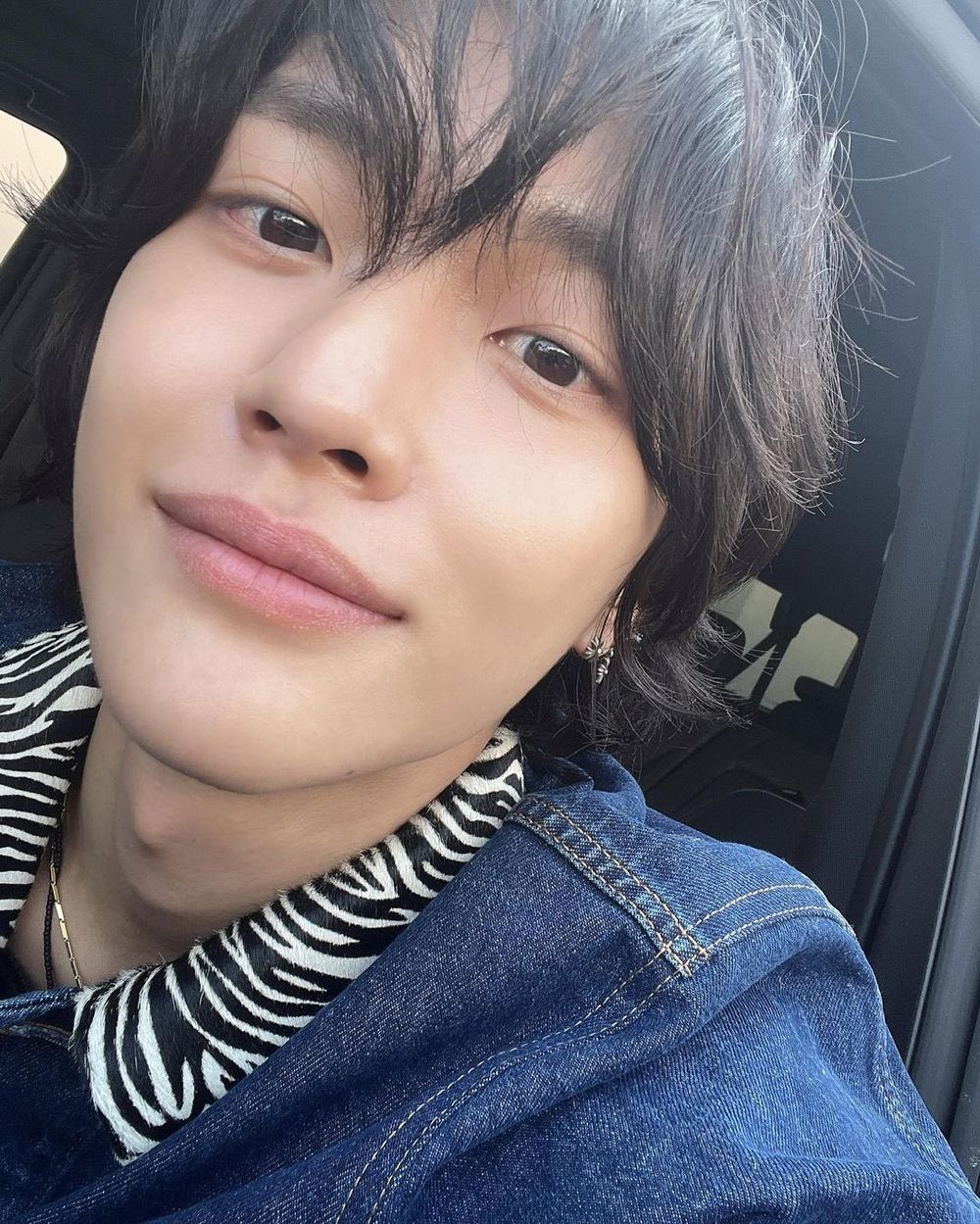 韓網票選6位最會自拍的KPOP男偶像！元彬、然竣氛圍感拉滿，車銀優帥到零死角！-2