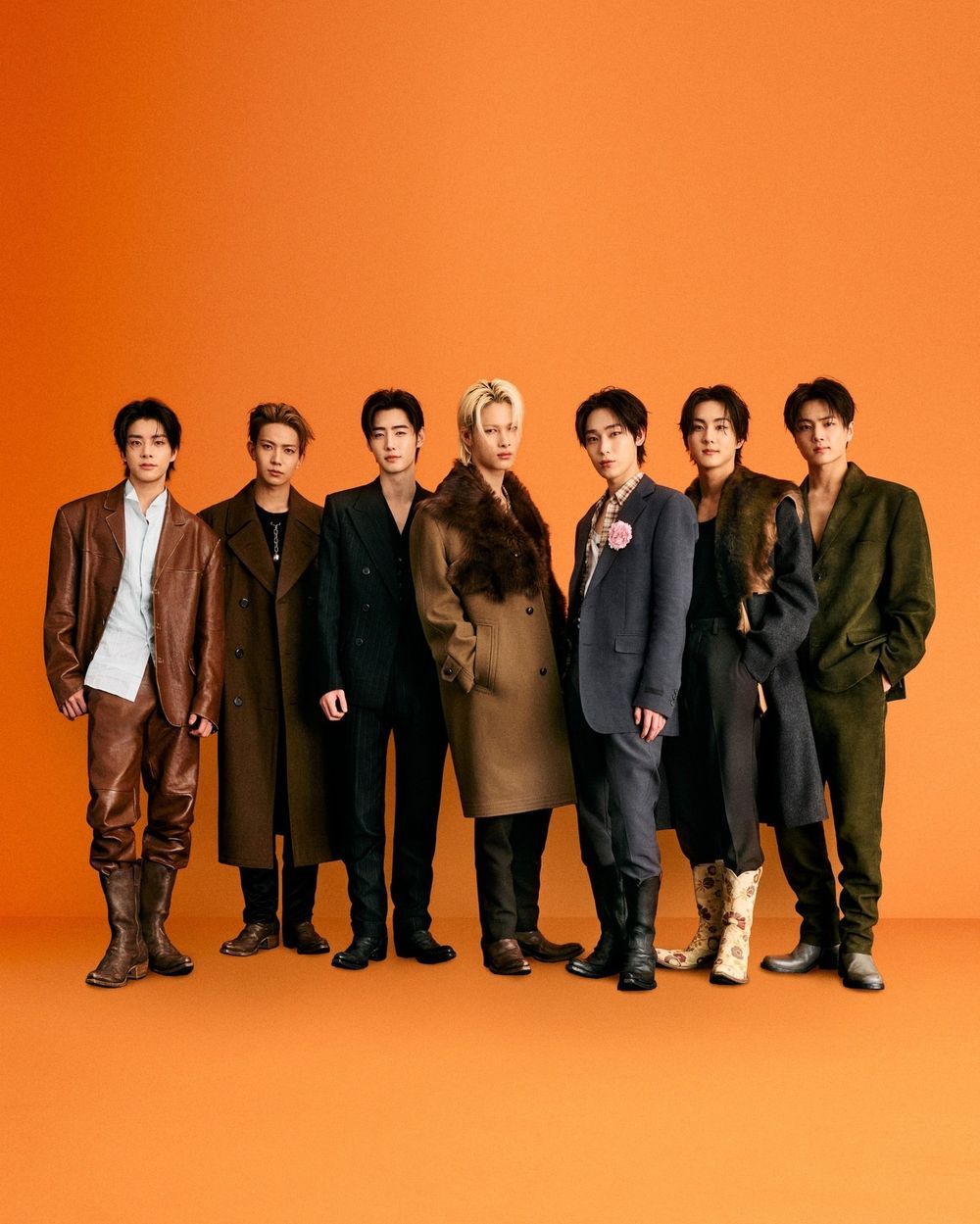 帥哥集體出沒！2026米蘭時裝週17位男神回顧！SKZ攻佔各大奢牌，S.COUPS直接上台走秀！-9