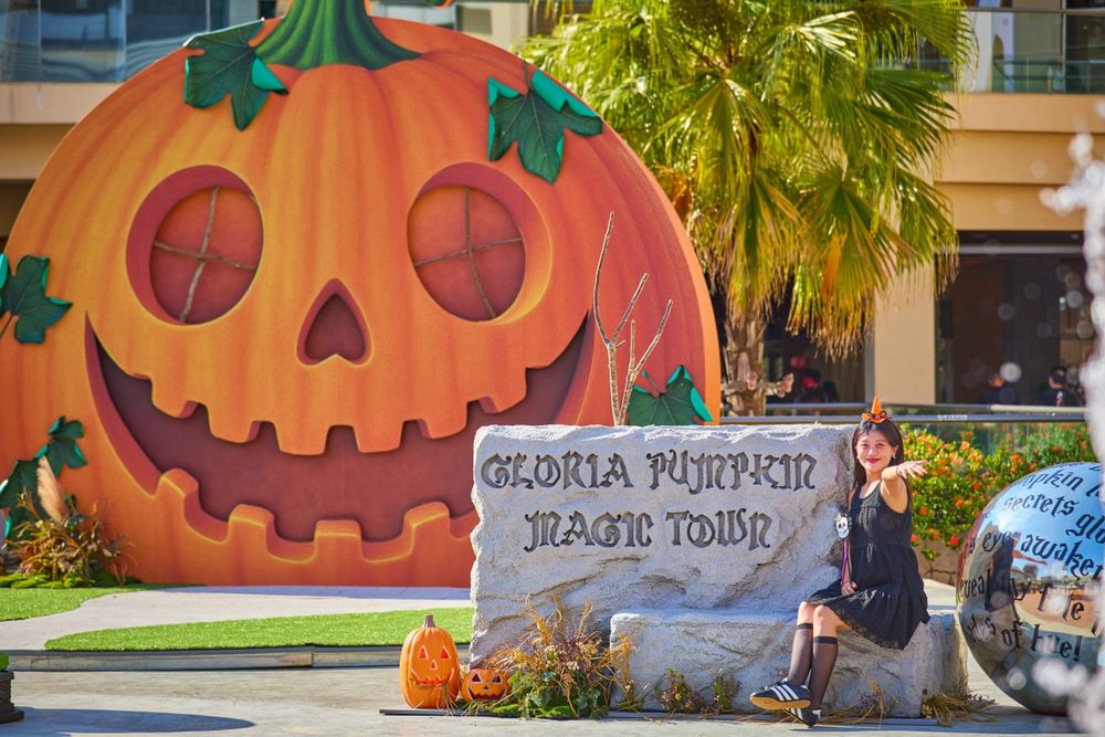 華泰名品城2025萬聖節活動懶人包！超爆美「南瓜魔法村」必拍亮點一次看、「這四天」還有糖果免費拿！-9