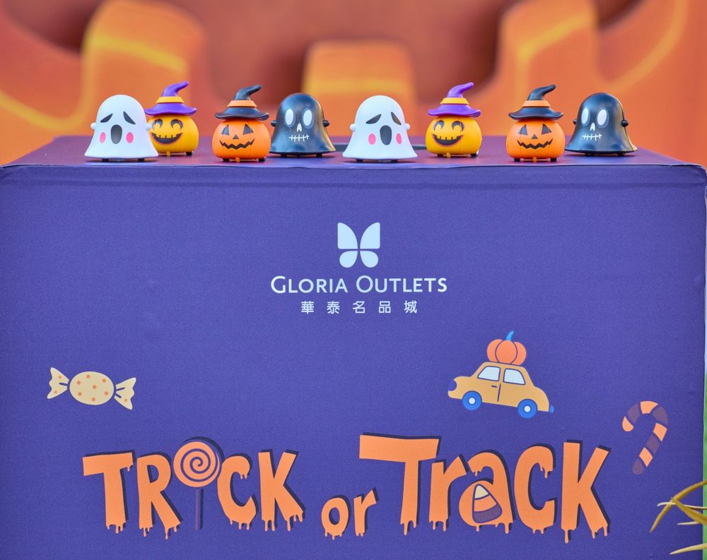 華泰名品城2025萬聖節活動懶人包！超爆美「南瓜魔法村」必拍亮點一次看、「這四天」還有糖果免費拿！-5