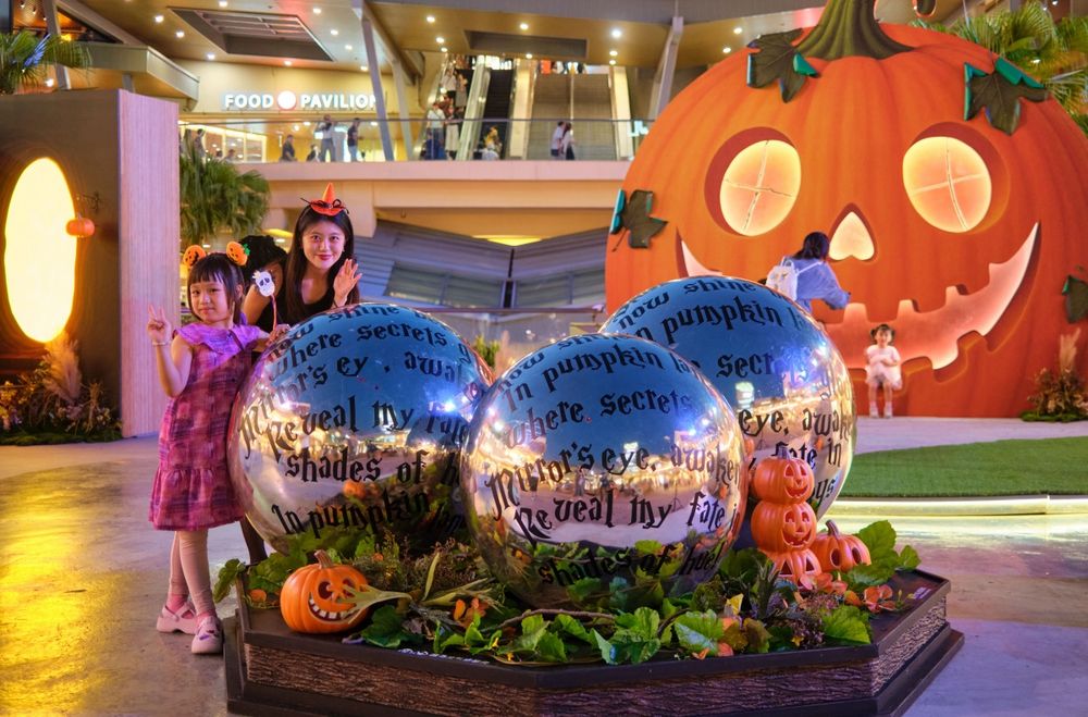 華泰名品城2025萬聖節活動懶人包！超爆美「南瓜魔法村」必拍亮點一次看、「這四天」還有糖果免費拿！-6