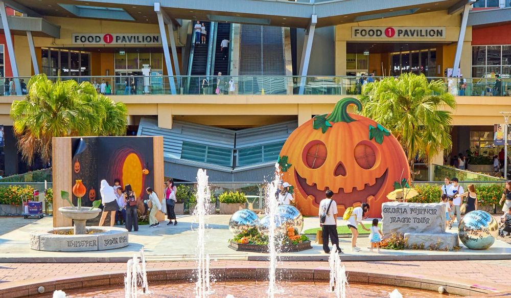 華泰名品城2025萬聖節活動懶人包！超爆美「南瓜魔法村」必拍亮點一次看、「這四天」還有糖果免費拿！-3