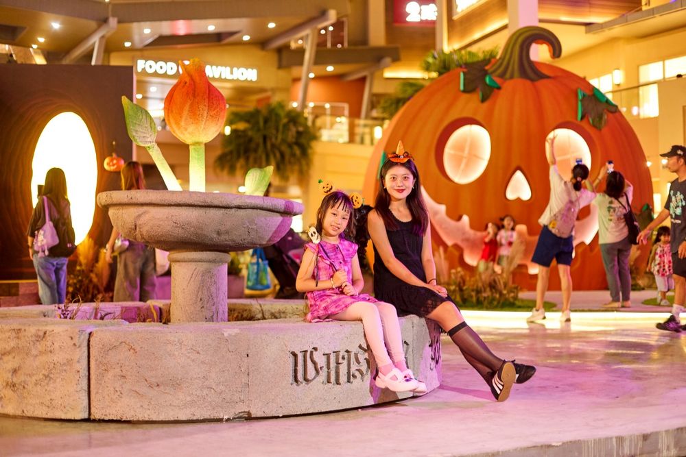 華泰名品城2025萬聖節活動懶人包！超爆美「南瓜魔法村」必拍亮點一次看、「這四天」還有糖果免費拿！-8