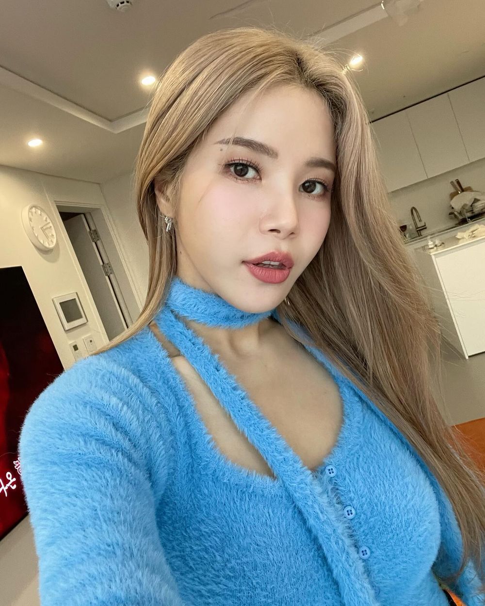 韓網熱議6位「自拍臭手」KPOP偶像！Irene被說浪費顏值，Vernon、渽民死亡角度笑翻粉絲！-4