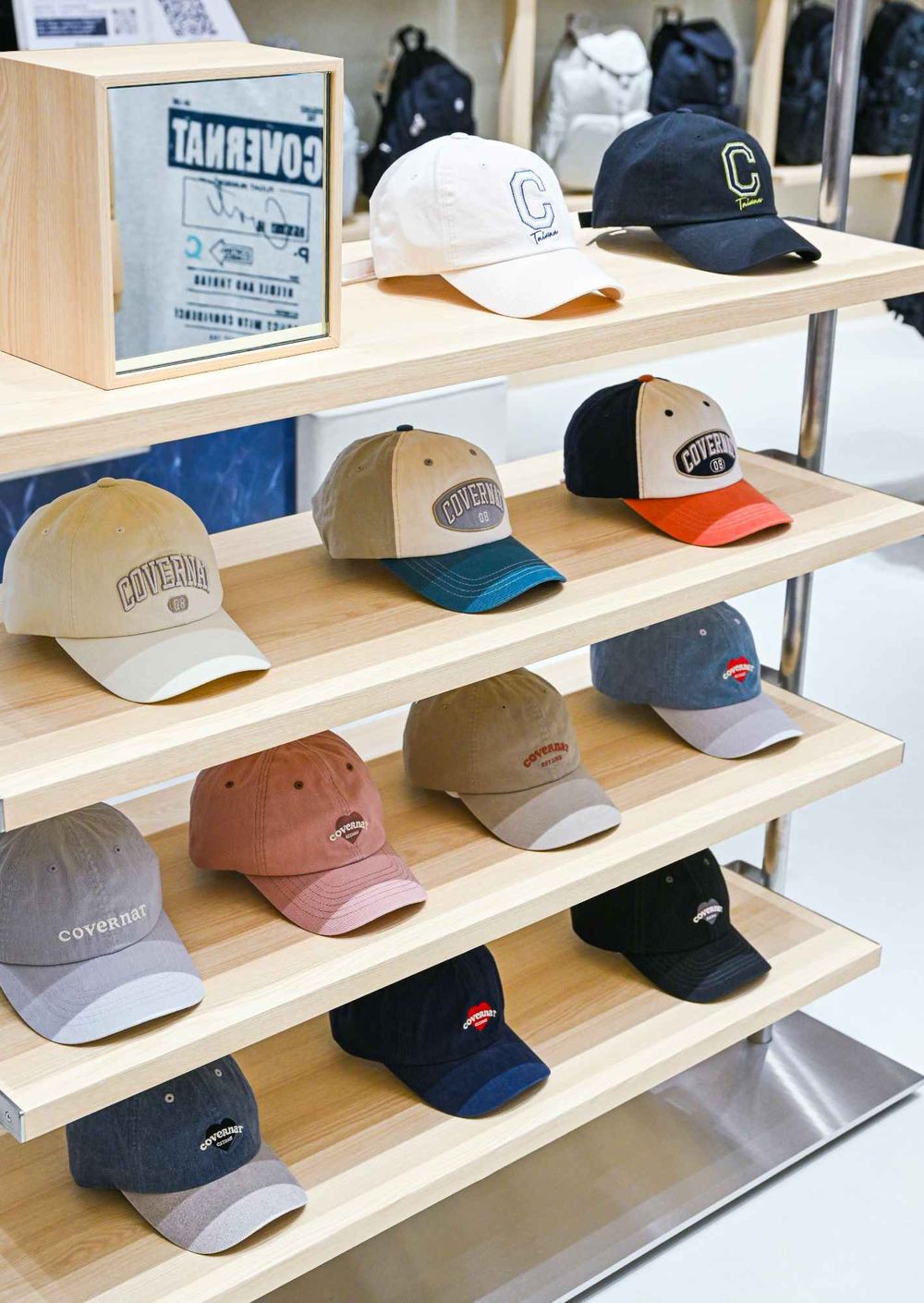 韓國民品牌COVERNAT首間店登台！代言人TXT秀彬巨幅形象照打卡點在這、MOA們快衝！-16