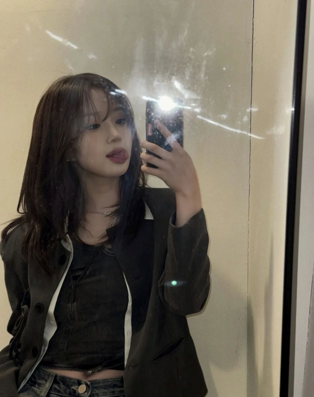 韓網認證6位「創作天才」KPOP女團成員！Rosé、許允眞音樂才華驚艷全網，小娟升格女團製作人實力認證！-9