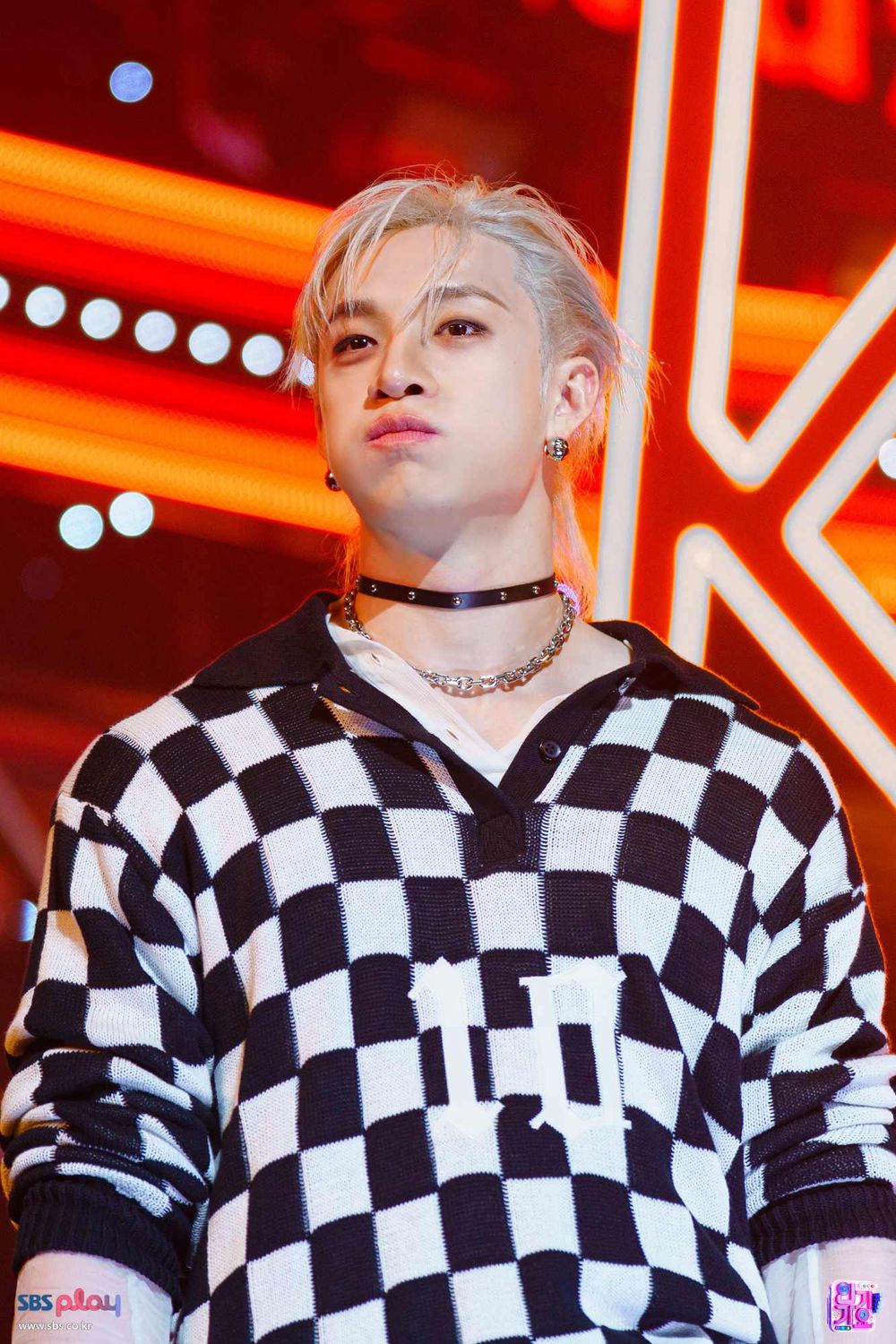 韓網公認新生代「創作全能」KPOP男團成員TOP6！方燦、明宰鉉詞曲實力滿分，MARTIN出道前就已寫出爆紅神曲！-3