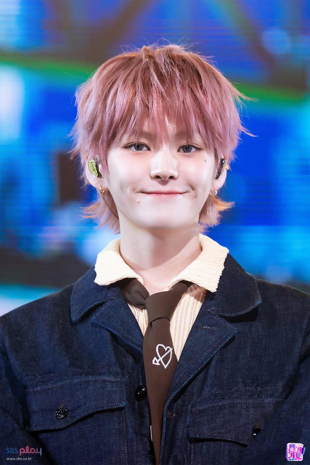 韓網公認新生代「創作全能」KPOP男團成員TOP6！方燦、明宰鉉詞曲實力滿分，MARTIN出道前就已寫出爆紅神曲！-4