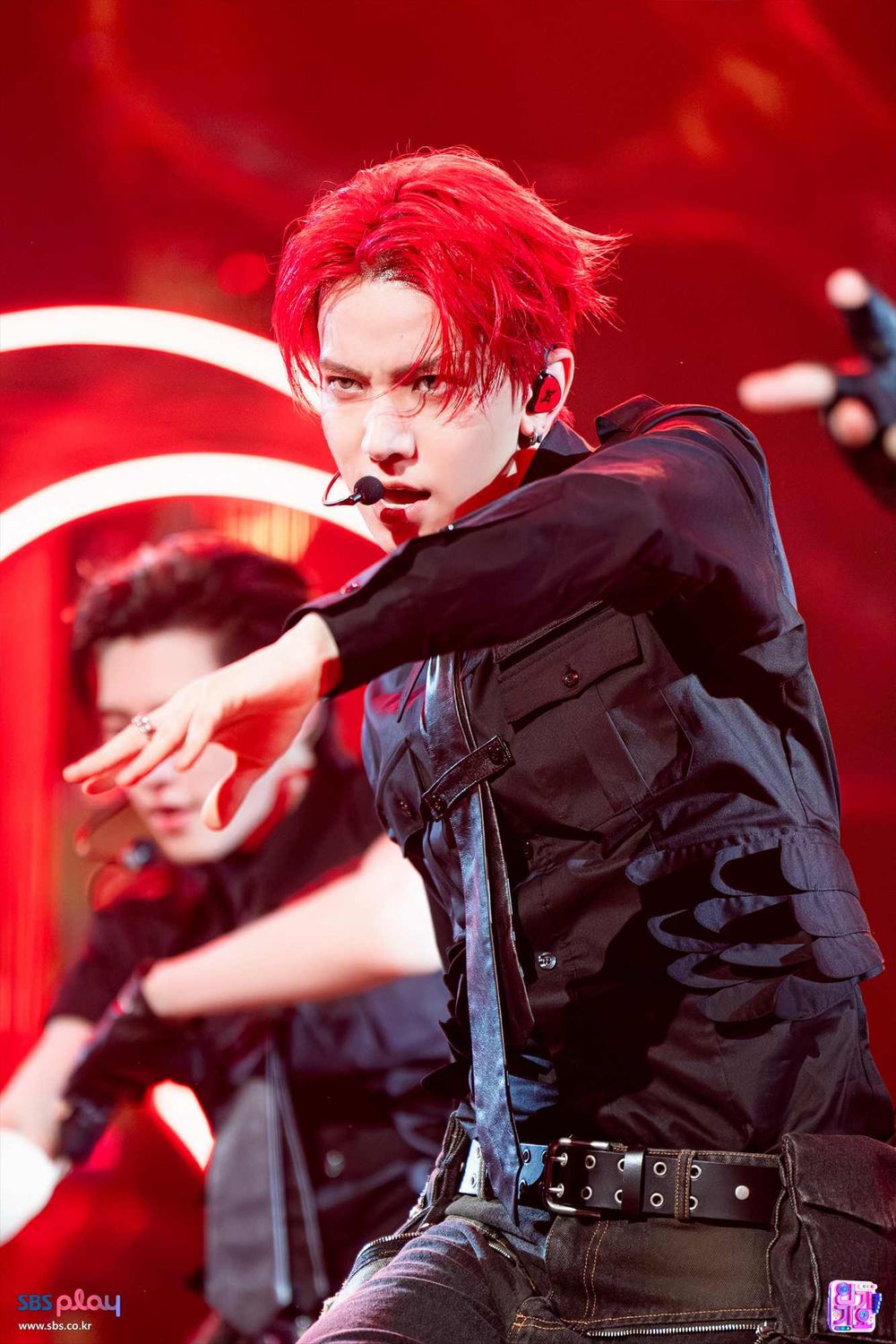 韓網公認新生代「創作全能」KPOP男團成員TOP6！方燦、明宰鉉詞曲實力滿分，MARTIN出道前就已寫出爆紅神曲！-11