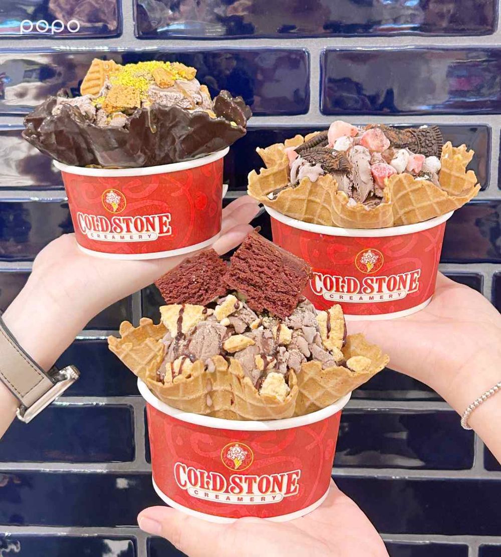 2025萬聖節限定！酷聖石「酷黑紅絲絨」鹹甜冰淇淋+黑色脆餅太欠吃、「極濃巧克力」三款新品同步開賣！-8