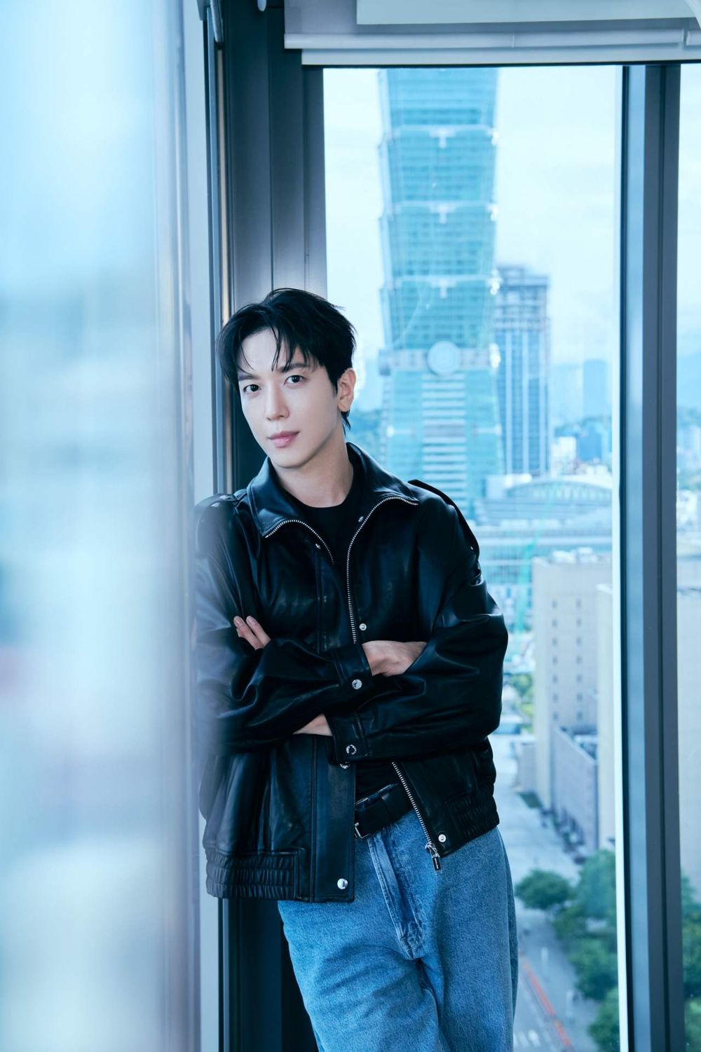 鄭容和來台Michael Kors帥照還沒發完？！台灣感性、飯店男友視角每一張都要珍藏！-6