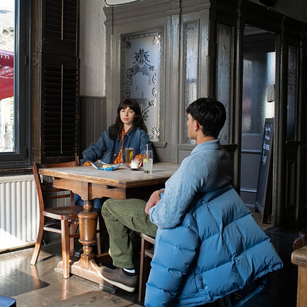 ARTIFACTS太會選！最新合作質感日牌VOWELS！「花卉刺繡上衣、外套」可以收一件！-4